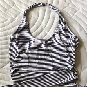 a crop holster top with a rap around tie